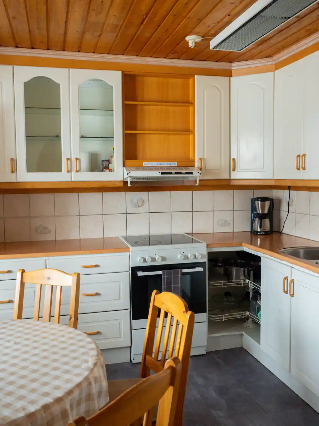 Fully-furnished kitchen