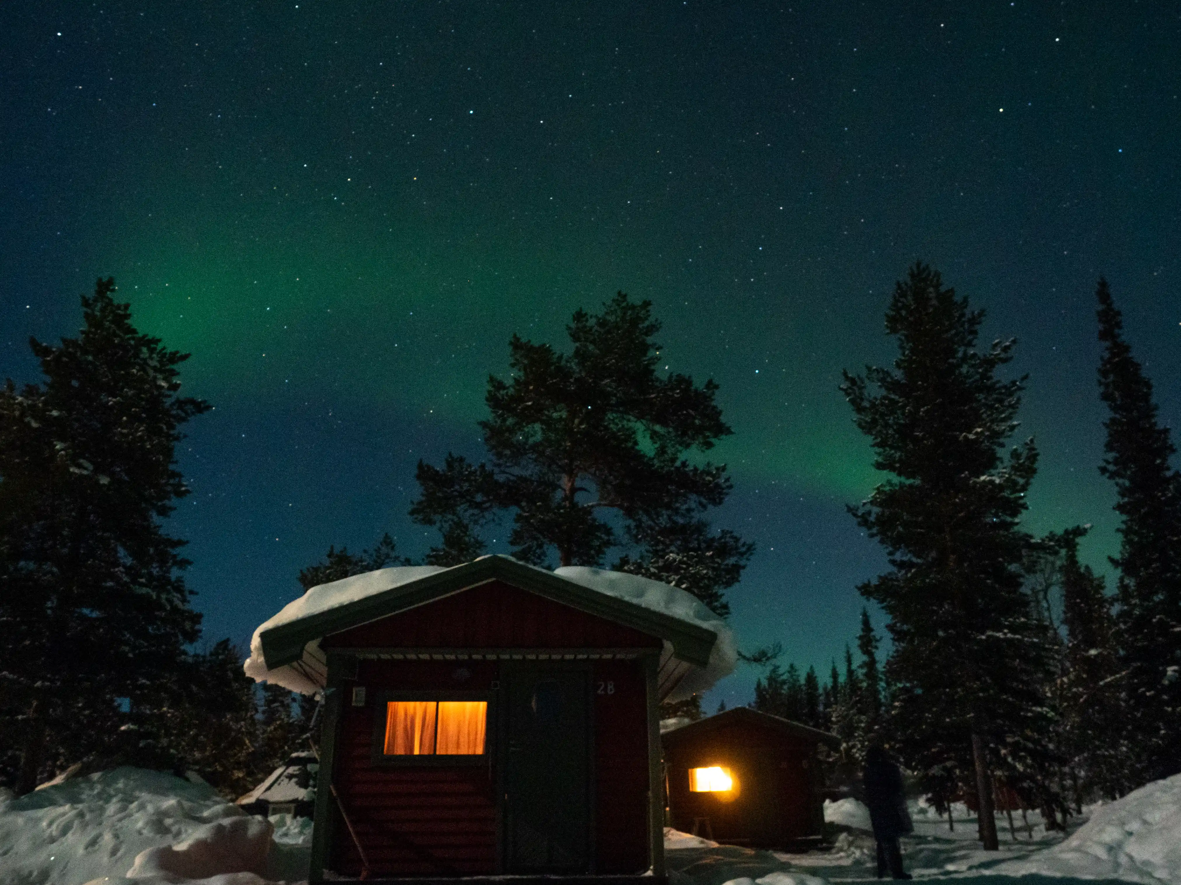 Northern lights above the cabin