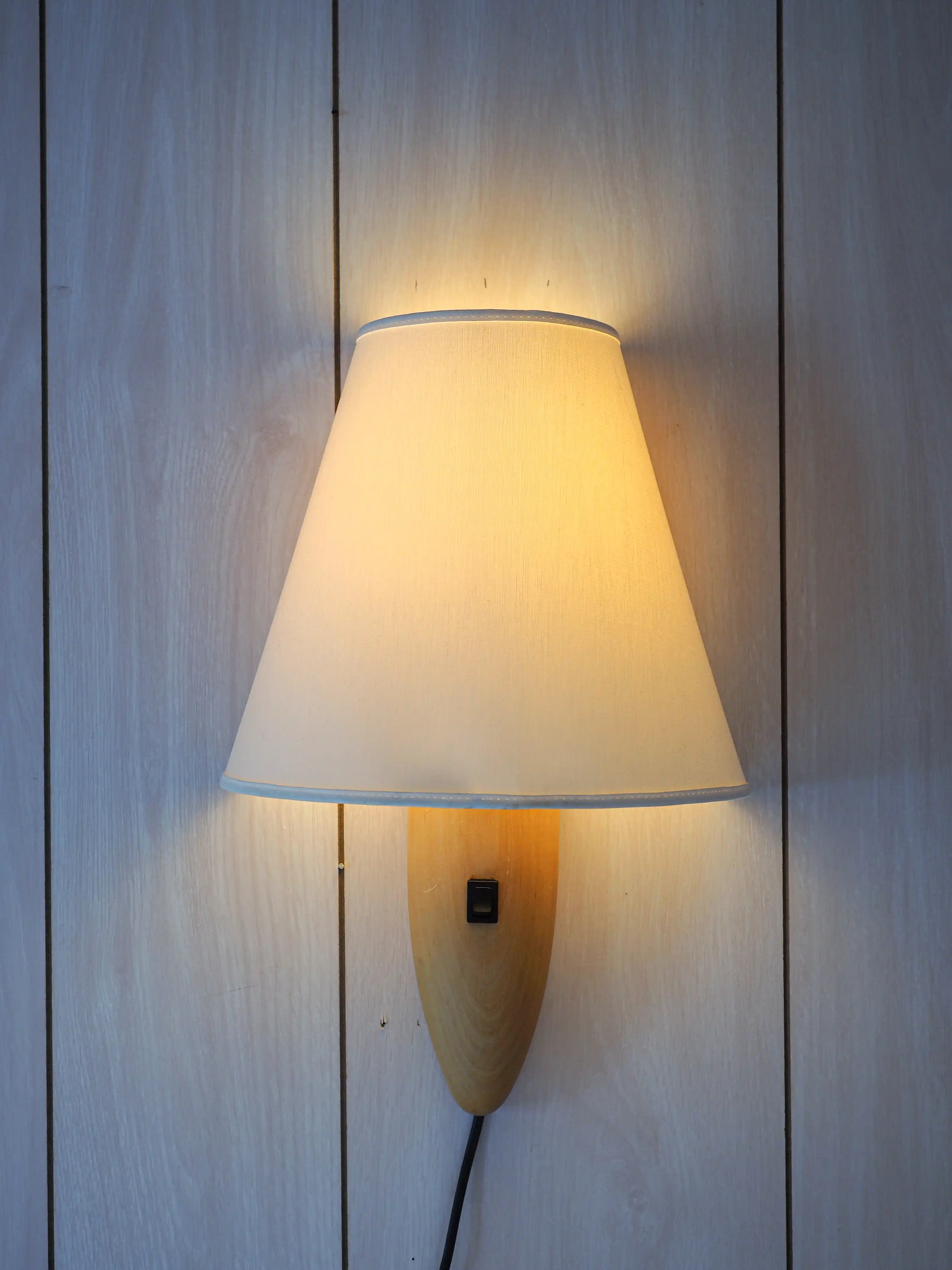 wall lamp